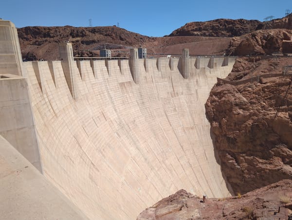 A picture of the hoover dam